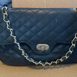 Classic Quilted Black Shoulder Bag with Gold Chain Strap